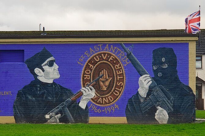 Belfast Cab Tour of Peacewalls, Murals and the Famous Titanic Slips - Belfast Castle lunch: a calmer breather with city-wide views