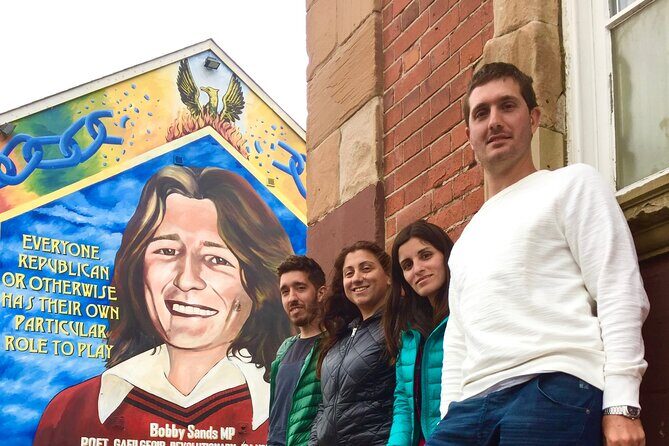 N0 1 Belfast black cab Irish and British mural 2hr private tour - Start times and city pickup: the logistics that really matter