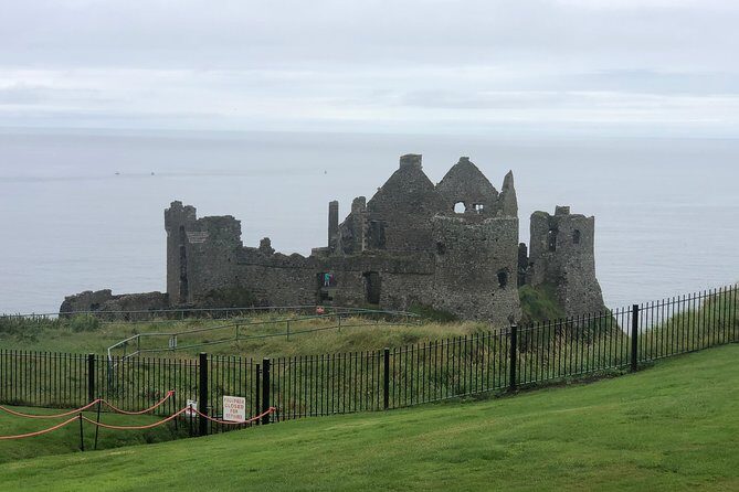 Private Giants Causeway & Antrim Coast Tour - Carrick-a-Rede rope bridge: plan for tickets and crowd timing